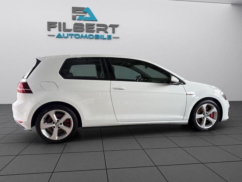 Second-hand VW Golf VII GTI 230 CP (169 kW) 2016 Alb Berlinǎ