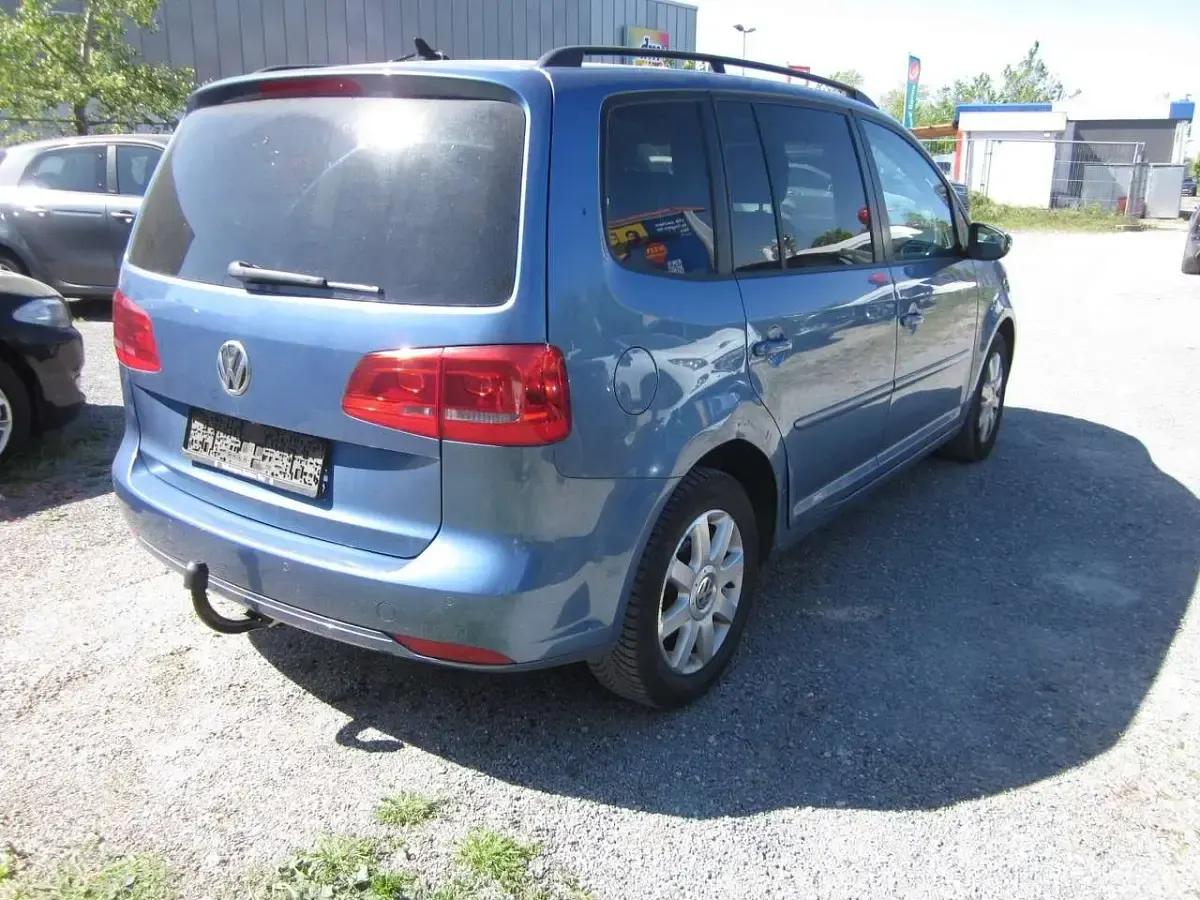 Gebraucht VW Touran 105 PS (77 kW) 2012 Blau Van / Kleinbus