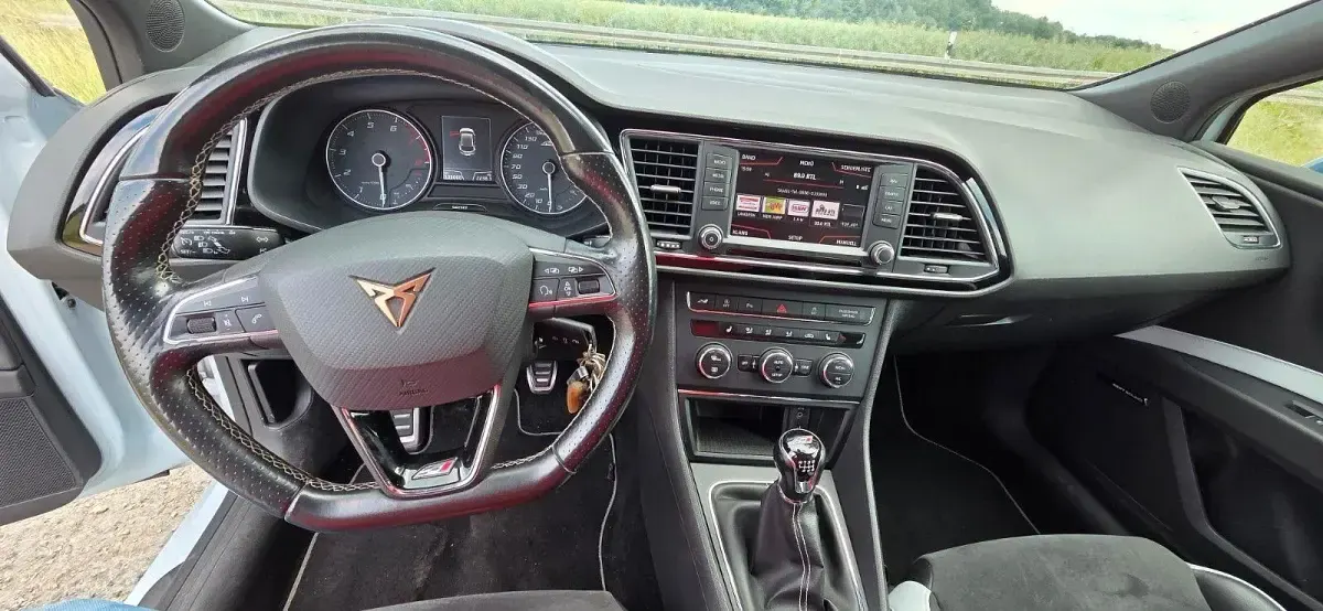 Gebraucht Seat Leon SC Cupra 265 265 PS (194 kW) 2016 Weiß Kleinwagen