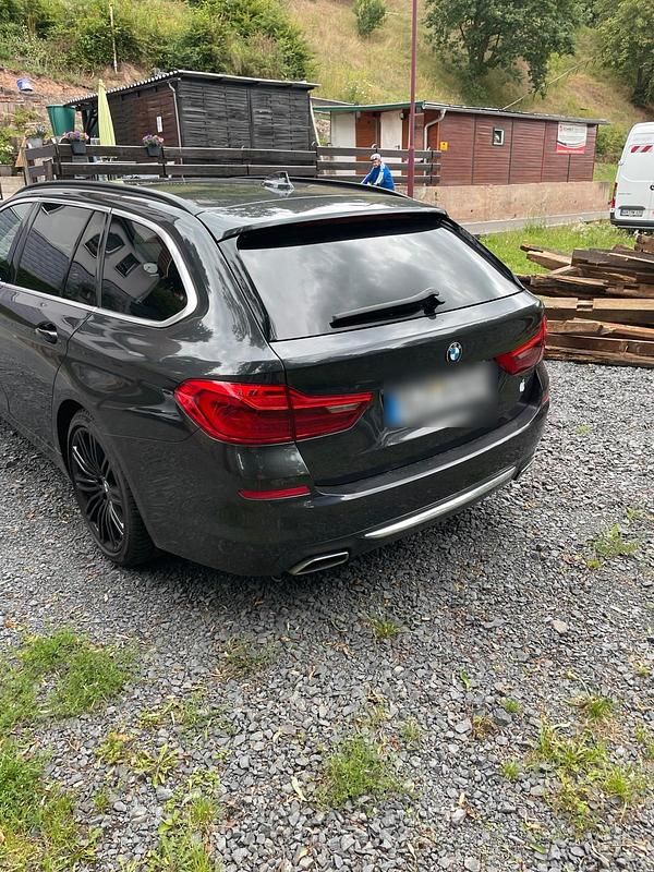 Gebraucht BMW 540 320 PS (235 kW) 2018 Schwarz Kombi