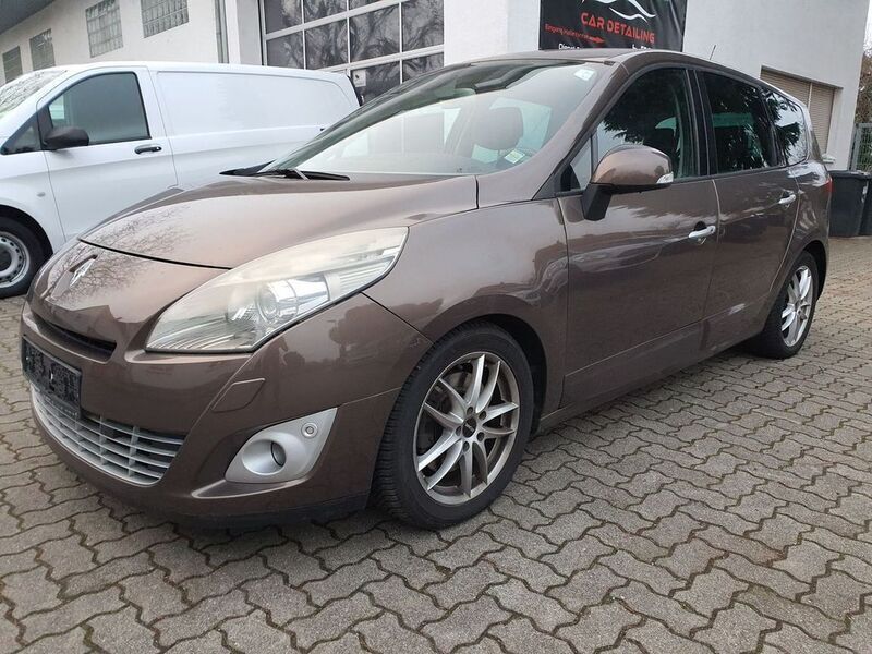 Braun Gebraucht 2009 Renault Grand Scénic III Luxe Van / Kleinbus | 3.990 € (Fairer Preis) - Bild 1/4