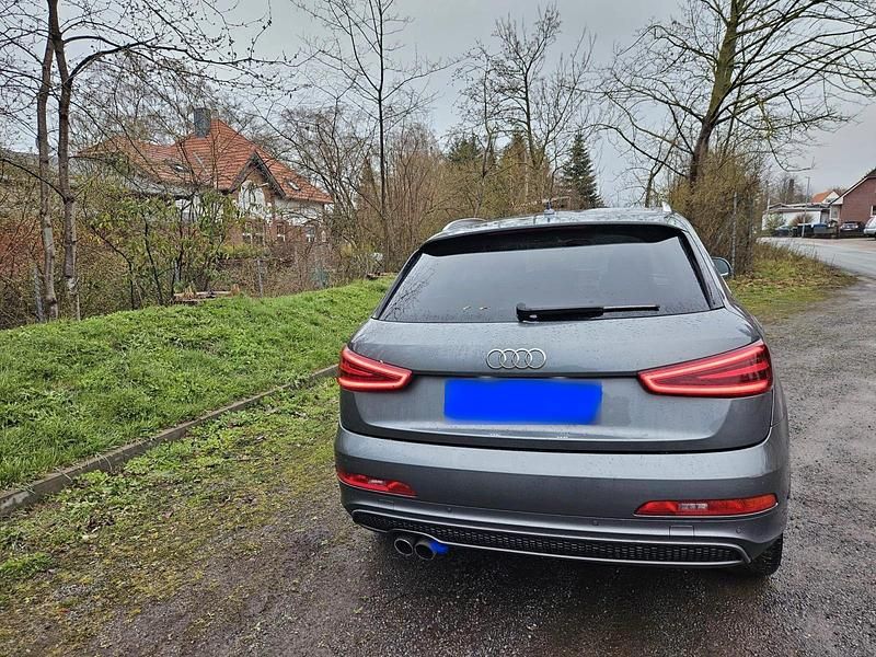 Gebraucht Audi Q3 S-Line 140 PS (102 kW) 2012 Grau SUV