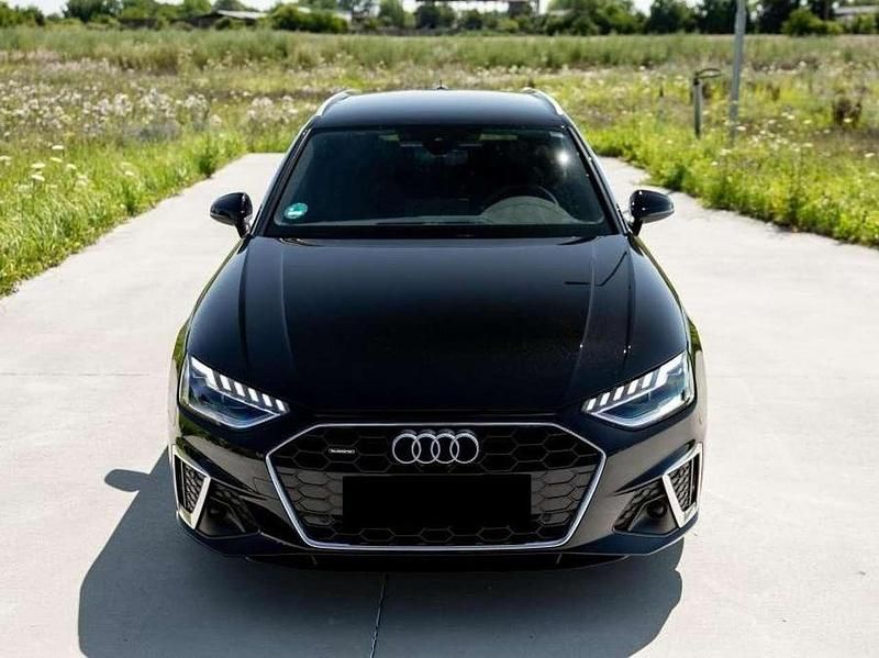 Gebraucht Audi A4 S-Line 204 PS (150 kW) 2022 Schwarz Kombi