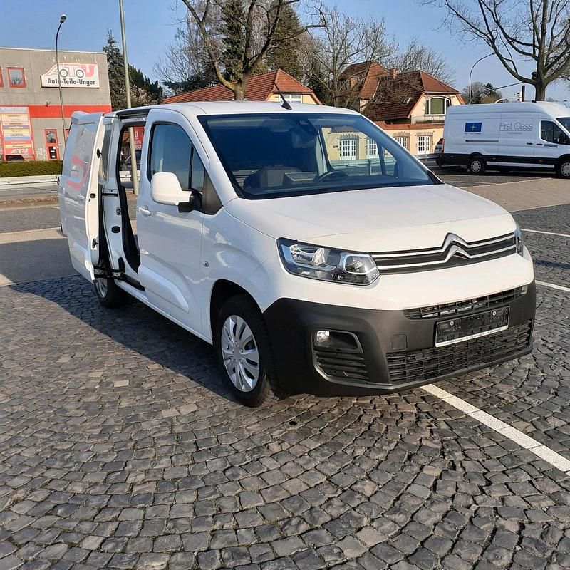 Gebraucht Citroën Berlingo 131 PS (96 kW) 2019 Weiß Van / Kleinbus