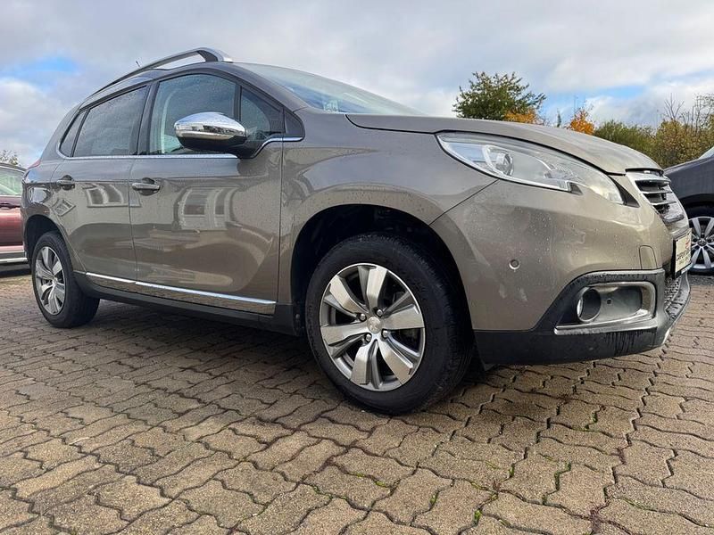 Grau Gebraucht 2013 Peugeot 2008 Allure SUV | 9.499 € (Fairer Preis) - Bild 1/4