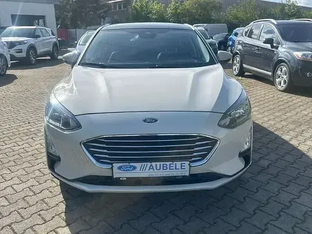 Używany Ford Focus Titanium X 150 KM (110 kW) 2021 Biały Sedan/Limuzyna