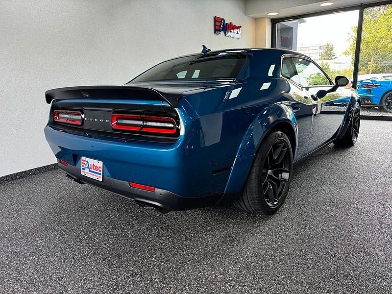 Neu Dodge Challenger 727 PS (534 kW) 2025 Blau Coupé
