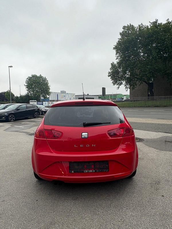 Gebraucht Seat Leon 125 PS (91 kW) 2010 Rot Kleinwagen