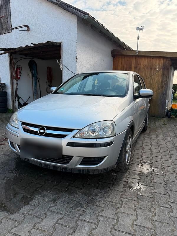 Gebraucht Opel Corsa 80 PS (58 kW) 2005 Silber Kleinwagen