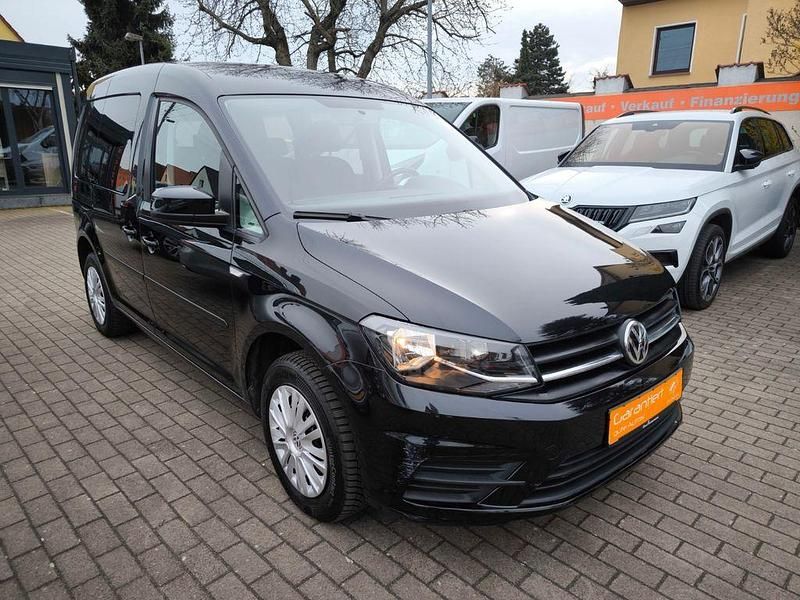 Gebraucht VW Caddy Trendline 102 PS (75 kW) 2016 Schwarz Van / Kleinbus