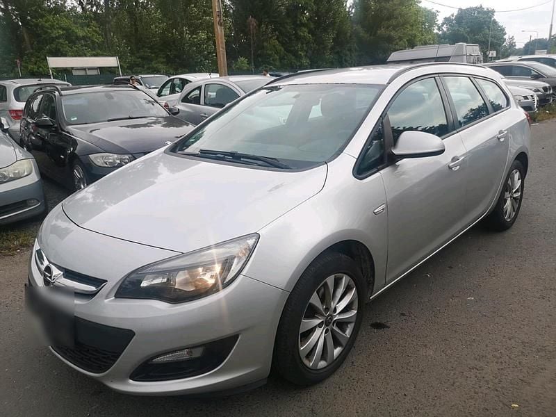 Gebraucht Opel Astra 110 PS (80 kW) 2014 Grau Kombi