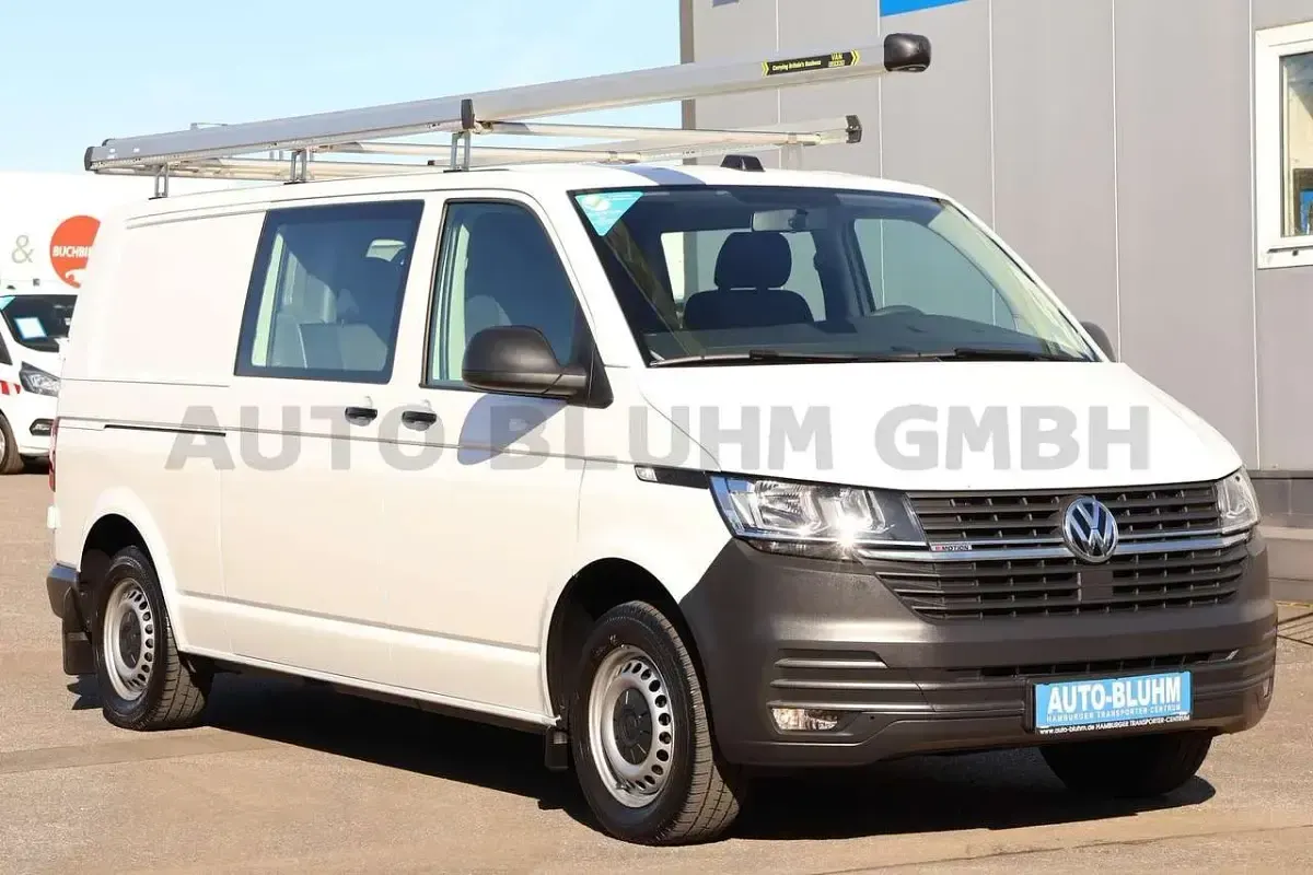 Gebraucht VW Transporter 150 PS (110 kW) 2022 Candyweiß Van