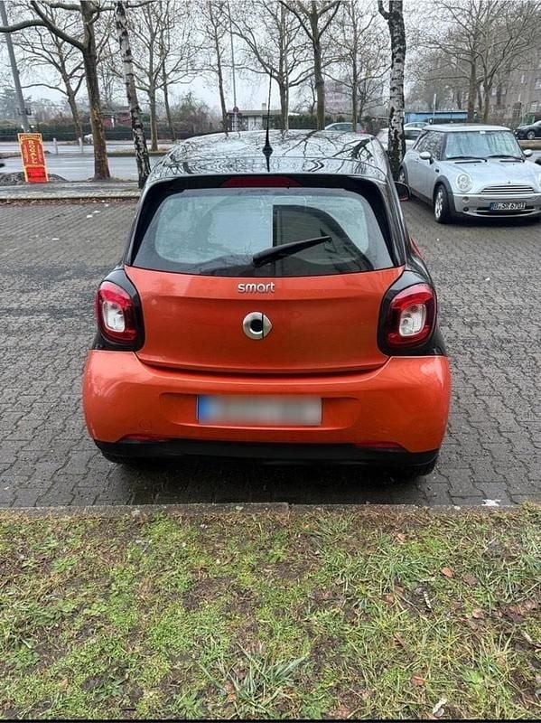 Gebraucht Smart ForFour 70 PS (51 kW) 2016 Orange Kleinwagen