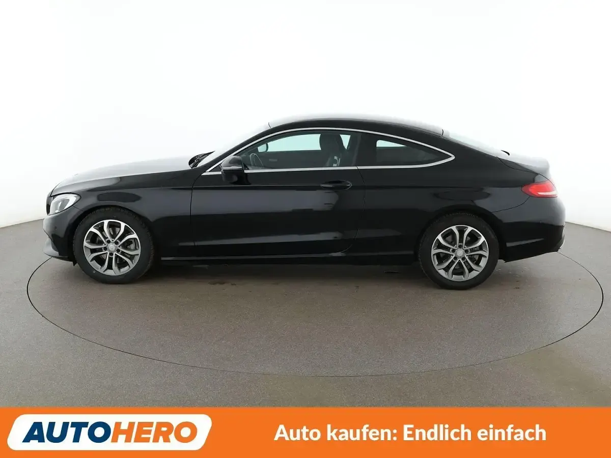 Gebraucht Mercedes C200 184 PS (135 kW) 2016 Schwarz Coupé