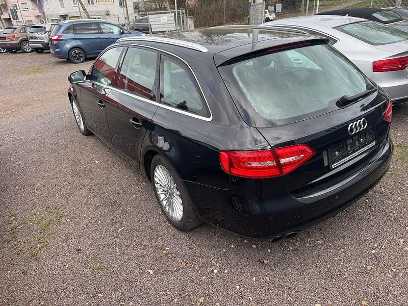 Gebraucht Audi A4 120 PS (88 kW) 2014 Schwarz Kombi