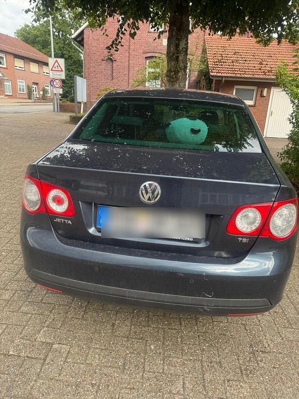 Gebraucht VW Jetta 122 PS (89 kW) 2009 Blau Limousine