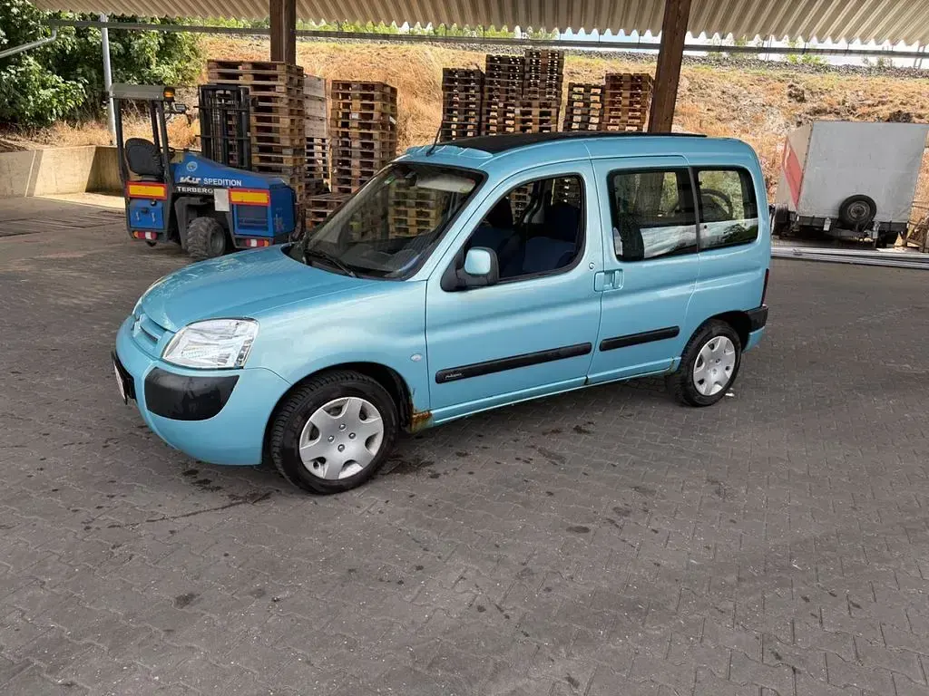 Gebraucht Citroën Berlingo Exclusive 109 PS (80 kW) 2005 Blau Van / Kleinbus