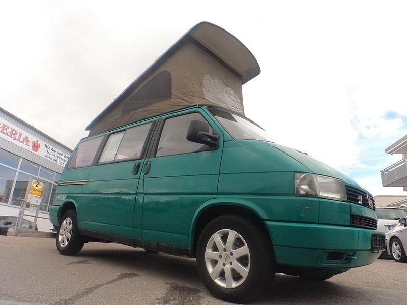 Grün Gebraucht 1990 VW T4 California Van | 6.999 € - Bild 1/4
