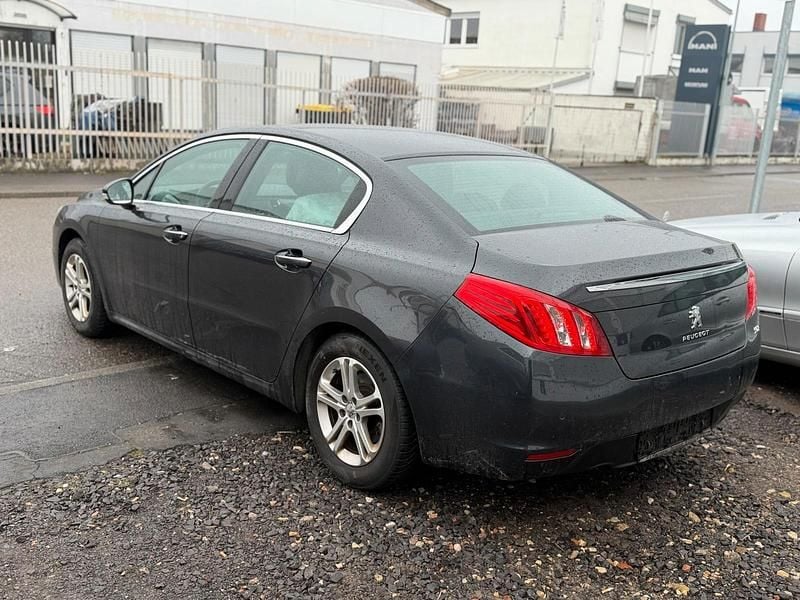 Gebraucht Peugeot 508 160 PS (117 kW) 2011 Grau Limousine