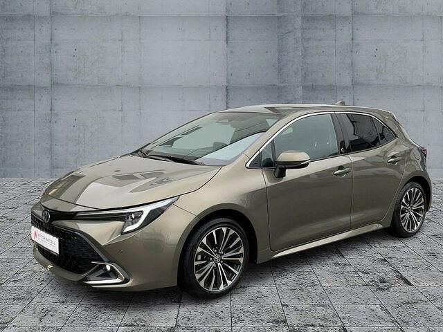 Gebraucht Toyota Corolla Team 140 PS (102 kW) 2023 Braun Limousine