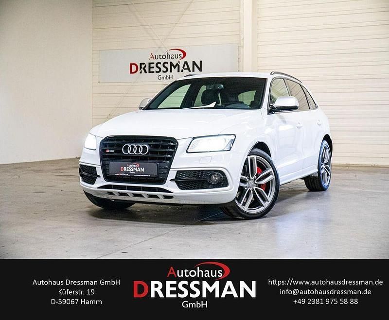 Gletscherweiß metallic Gebraucht 2017 Audi SQ5 Competition SUV | 19.378 € (Superpreis) - Bild 1/4