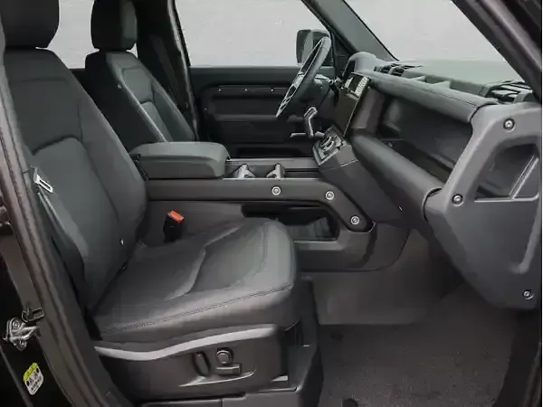 Neu Land Rover Defender 349 PS (256 kW) 2026 Santorini black SUV