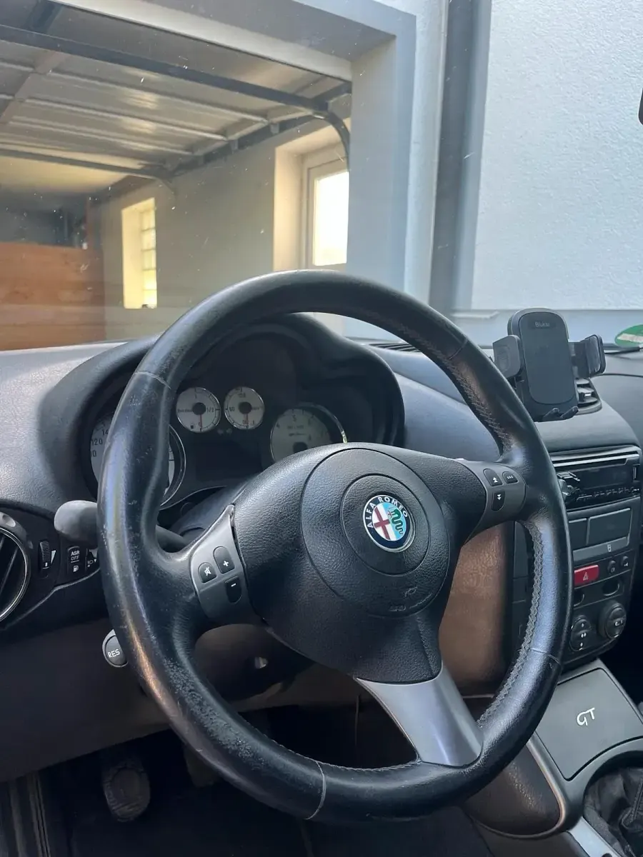 Gebraucht Alfa Romeo GT 166 PS (122 kW) 2008 Grau Coupé