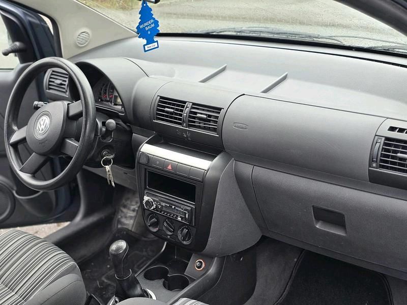 Gebraucht VW Fox 55 PS (40 kW) 2006 Grau Kleinwagen