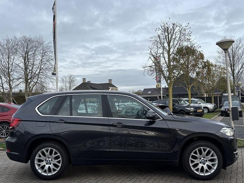 Gebraucht BMW X5 Executive 218 PS (160 kW) 2014 Grau SUV