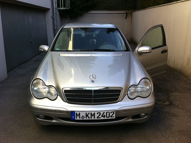 Gebraucht Mercedes C200 222 PS (163 kW) 2003 Silber metallic Limousine