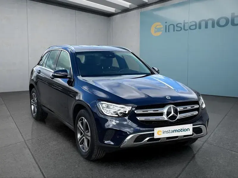 Gebraucht Mercedes GLC220 194 PS (142 kW) 2022 Blau SUV