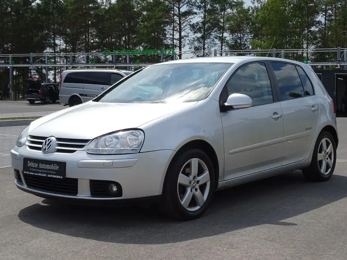 Gebraucht VW Golf VI United 102 PS (75 kW) 2008 Silber Kleinwagen