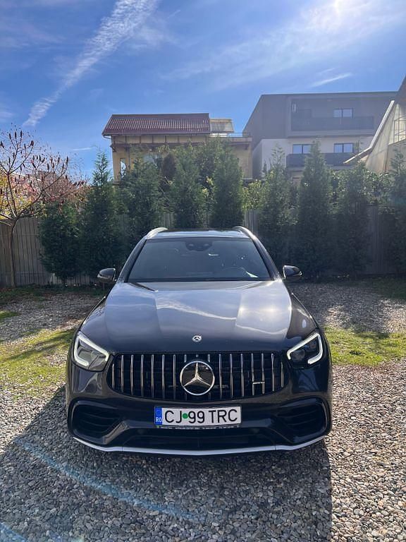 Grau Gebraucht 2019 Mercedes GLC63 AMG AMG SUV | 62.900 € (Fairer Preis) - Bild 1/4