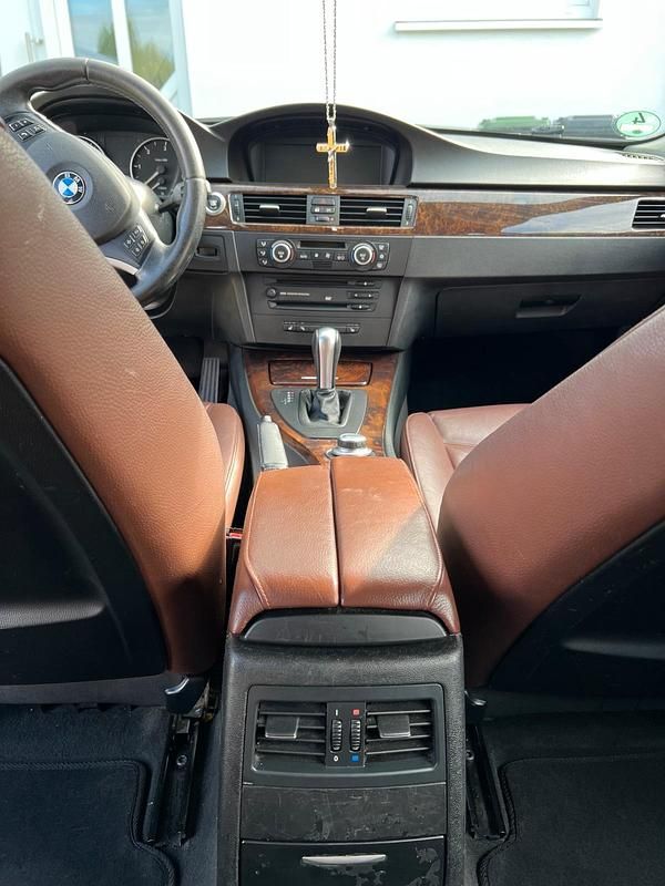 Gebraucht BMW 320 150 PS (110 kW) 2006 Gold Kombi