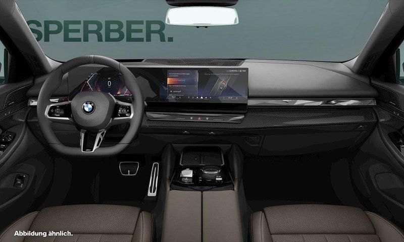 Gebraucht BMW 520 Performance 190 PS (139 kW) 2025 Schwarz Kombi