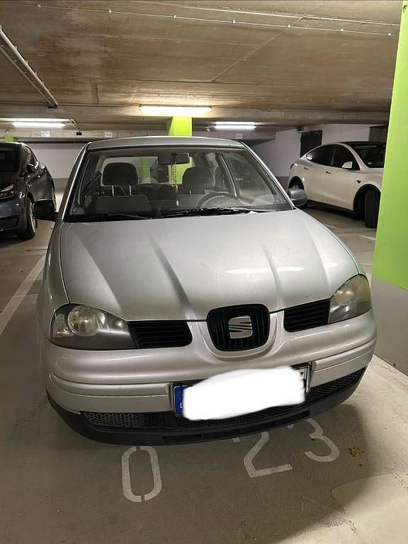 Silber Gebraucht 2001 Seat Arosa Kleinwagen | 1.500 € (Fairer Preis) - Bild 1/4