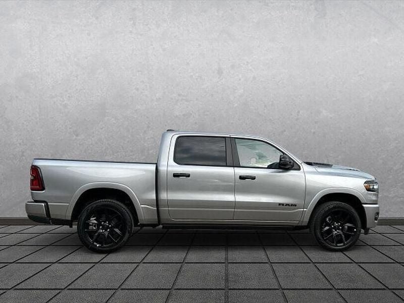 Gebraucht Dodge Ram 420 PS (308 kW) 2025 Billet silver Pickup