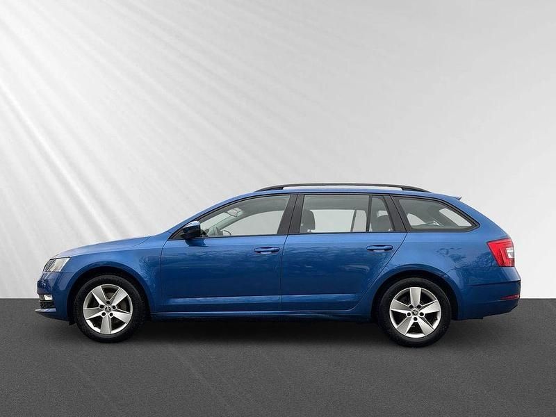 Gebraucht Skoda Octavia Ambition 150 PS (110 kW) 2018 Blau Kombi