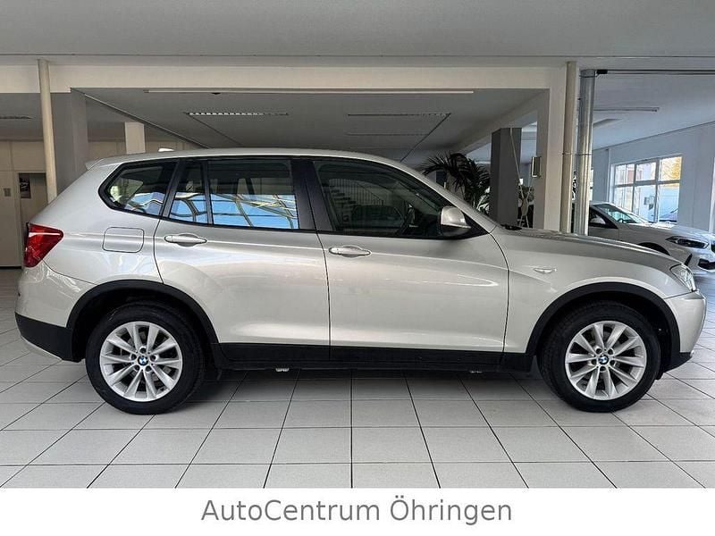 Gebraucht BMW X3 184 PS (135 kW) 2011 Silber SUV