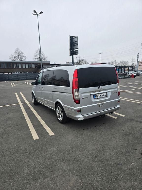 Gebraucht Mercedes Viano 150 PS (110 kW) 2006 Silber Van / Kleinbus