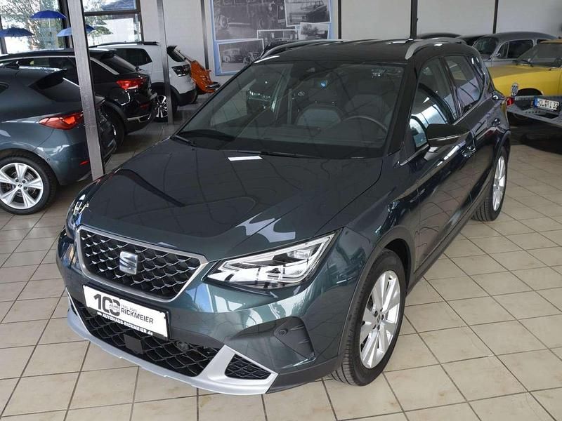 "camouflage" gr]n Gebraucht 2022 Seat Arona Xperience SUV | 18.990 € (Fairer Preis) - Bild 1/4