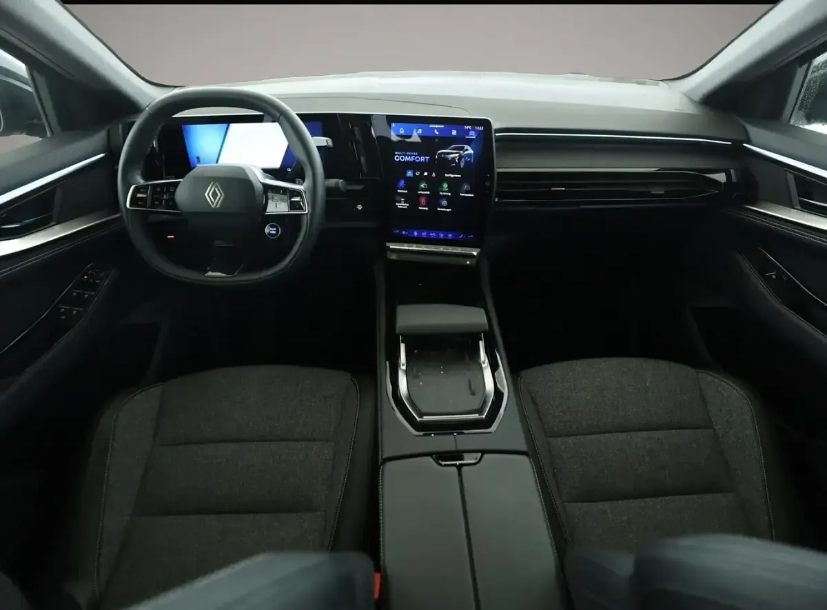 Gebraucht Renault Rafale Techno 131 PS (96 kW) 2025 Manufacturer SUV