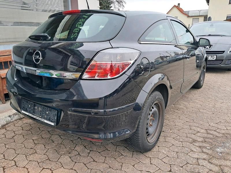 Schwarz Gebraucht 2009 Opel Astra GTC Coupé | 1.250 € (Superpreis) - Bild 1/4