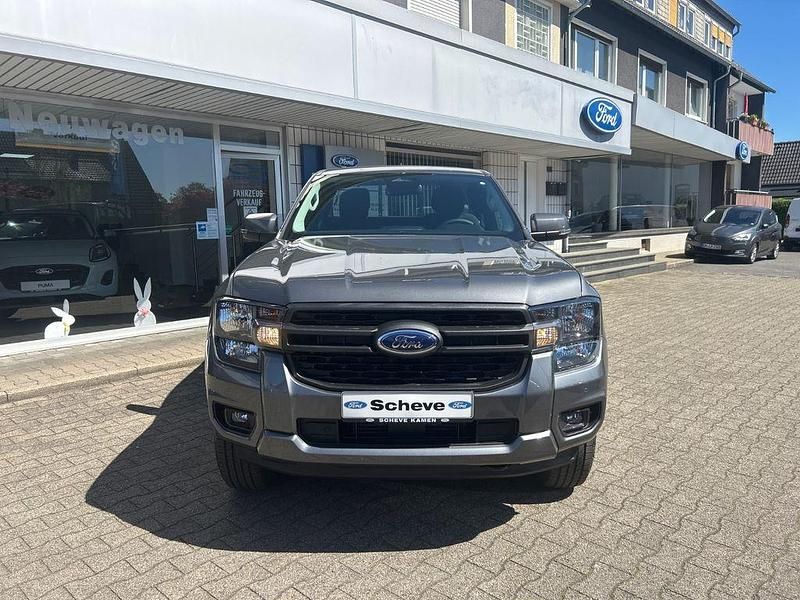 Neu Ford Ranger XLT 170 PS (125 kW) 2026 Grau Pickup