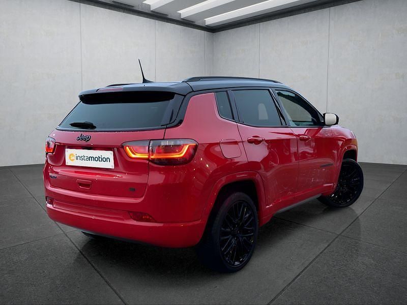 Gebraucht Jeep Compass 241 PS (177 kW) 2022 Rot SUV