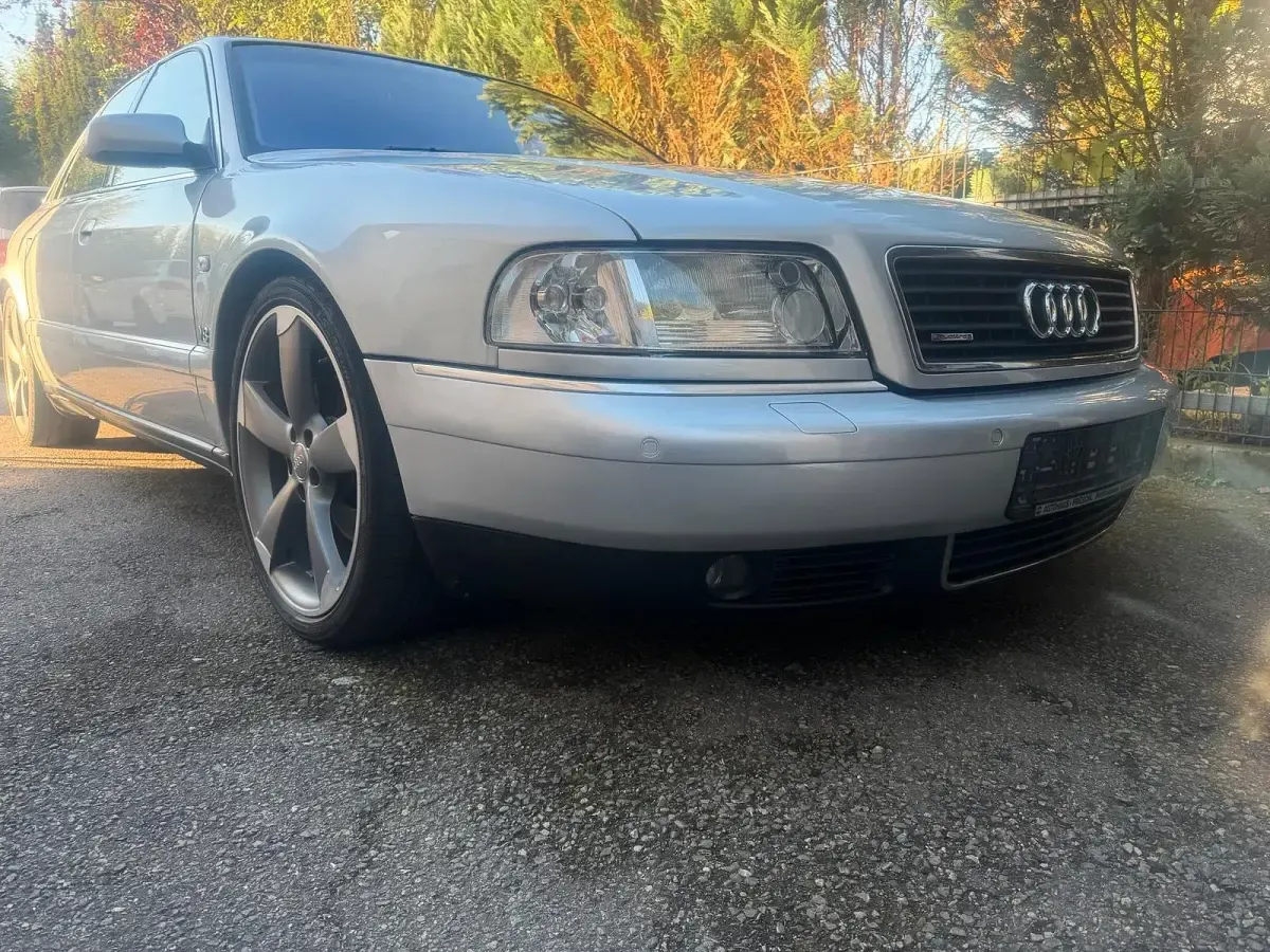 Gebraucht Audi A8 260 PS (191 kW) 1999 Silber Limousine