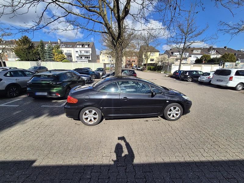Gebraucht Peugeot 307 CC 135 PS (99 kW) 2005 Schwarz Cabrio
