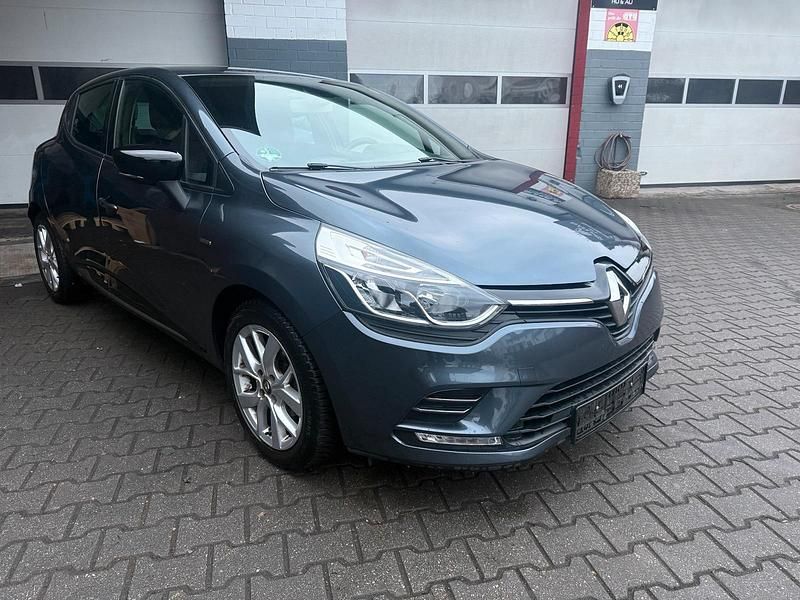 Gebraucht Renault Clio IV 71 PS (52 kW) 2018 Grau Kleinwagen