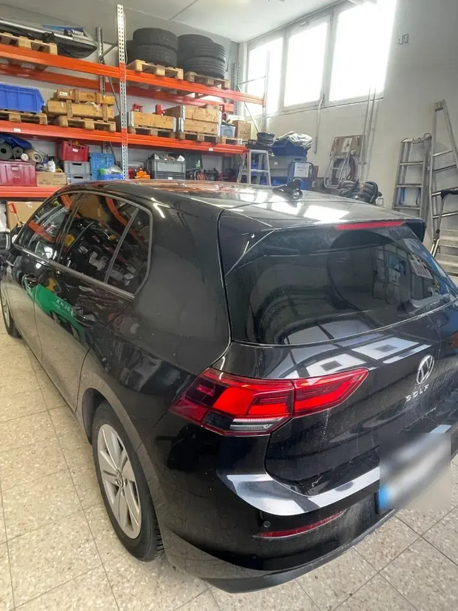 Gebraucht VW Golf VIII 150 PS (110 kW) 2020 Schwarz Limousine