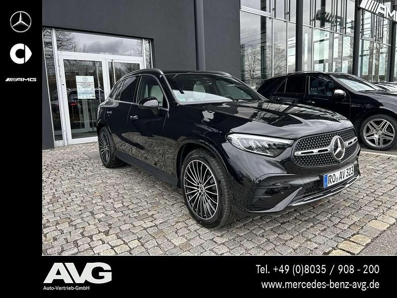 Gebraucht Mercedes GLC200 Advanced Plus 163 PS (119 kW) 2026 Schwarz SUV